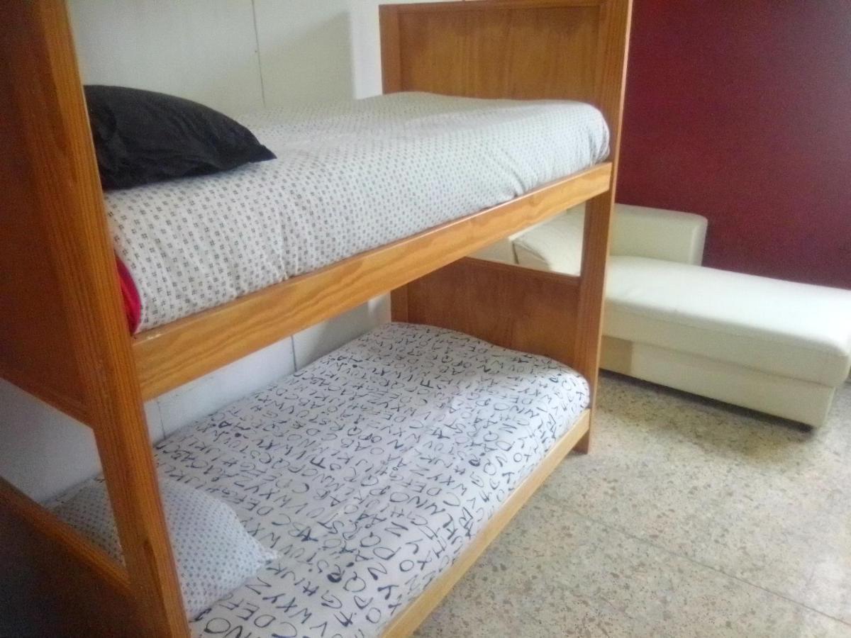 Coruna Backpackers Hostel *